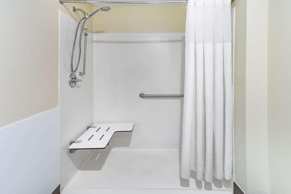 Shower, Bathroom, Photo of the whole room, On site