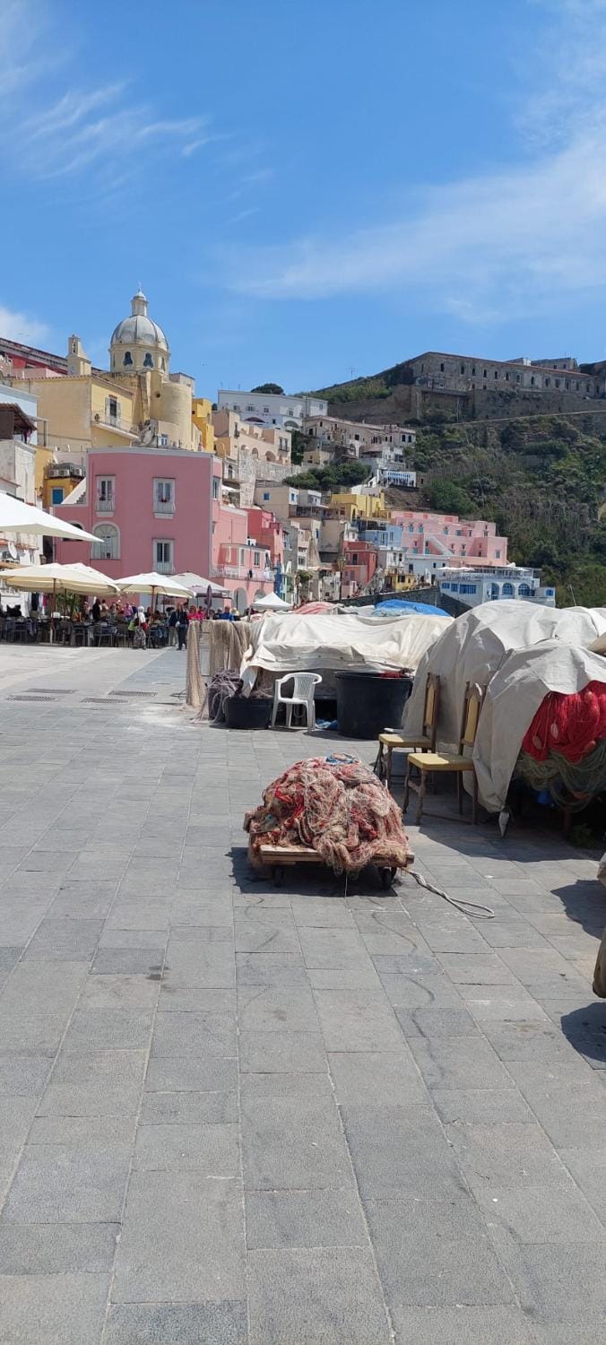 Happy House Corricella House in Campania