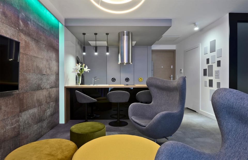 TV and multimedia, Living room, Seating area