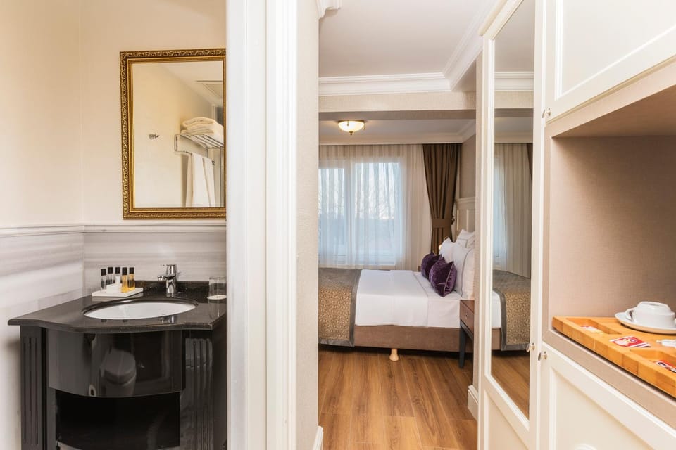 Bathroom, Bedroom