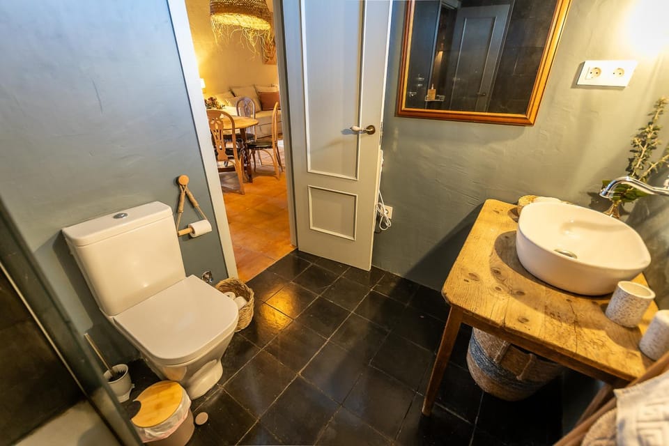 Toilet, Bathroom