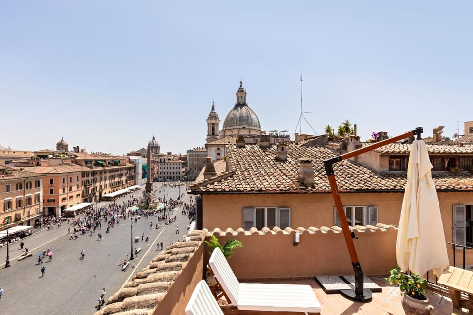 Neighbourhood, Balcony/Terrace, City view, Street view