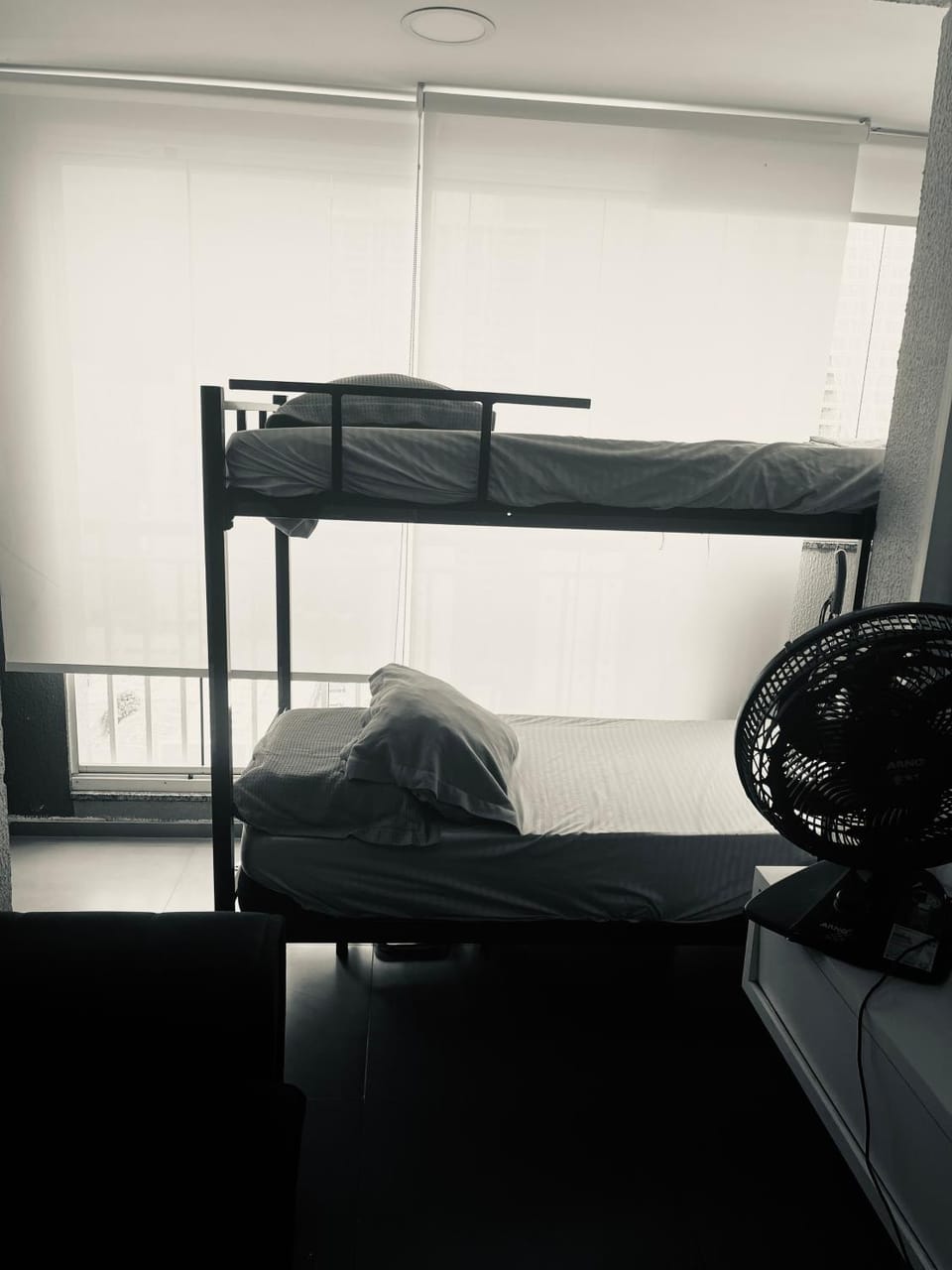 Bedroom, bunk bed