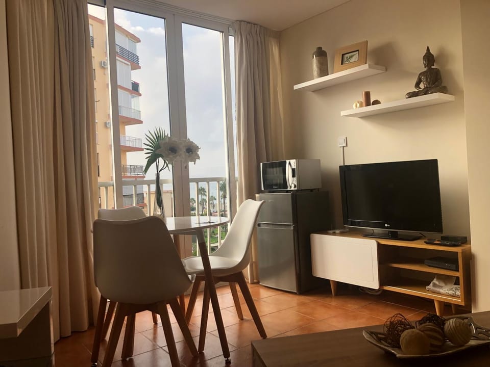 Apartamento en primera línea de playa, Playamar Apartment in Torremolinos