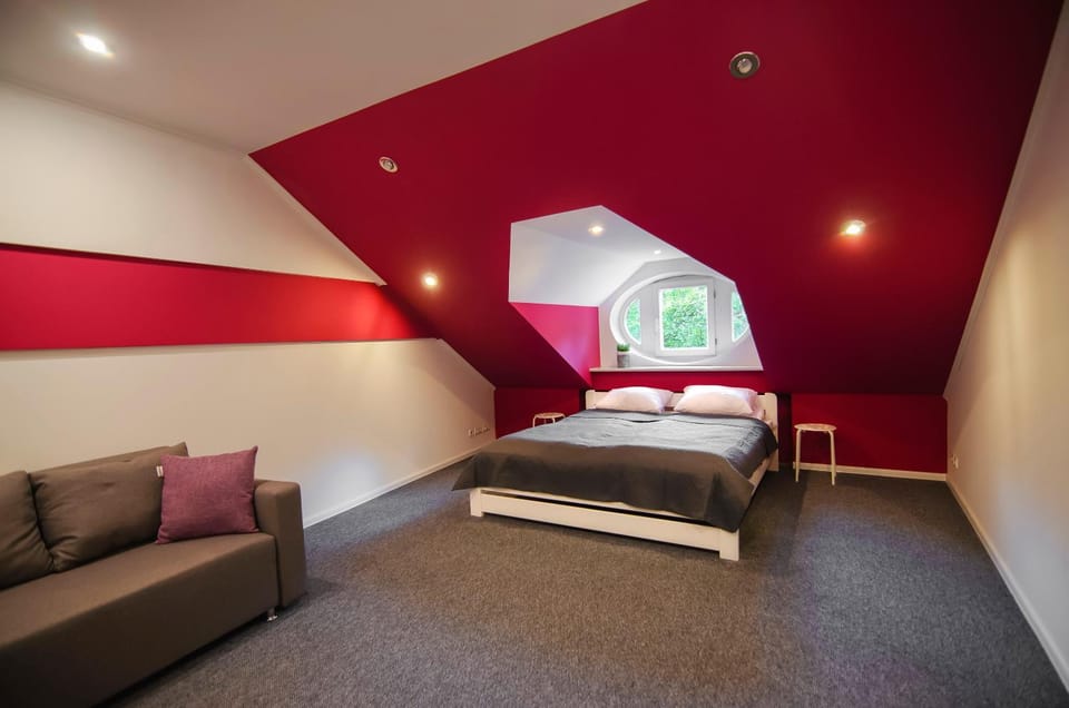 Bed, Photo of the whole room