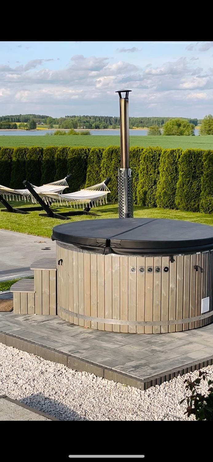 Chudzewo-dom nad jeziorem z jacuzzi House in Poland