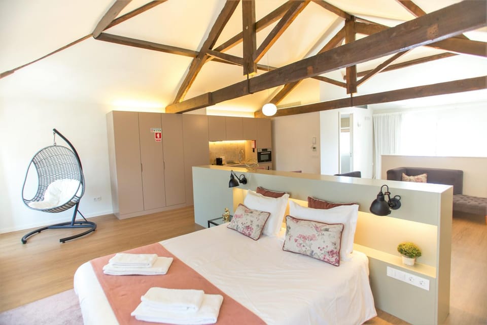 Bed, Living room, Photo of the whole room, Bedroom, towels, wardrobe