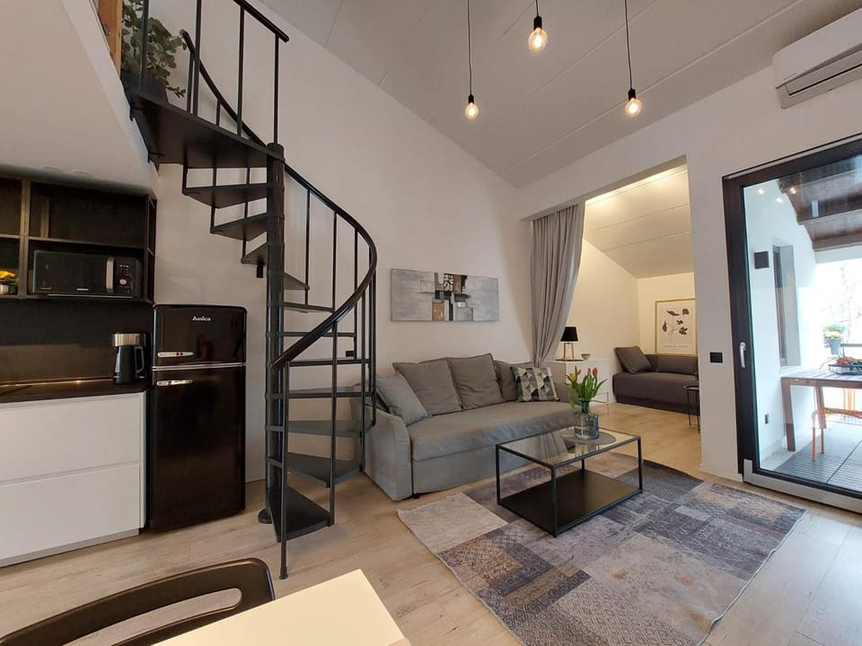 Gallery LUX Loft 75 m2, 2 Baths, 2 Mins to Sea Apartment in Istria County