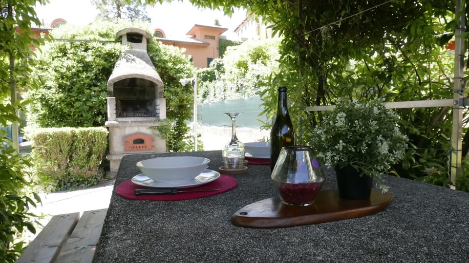 BBQ facilities, Garden