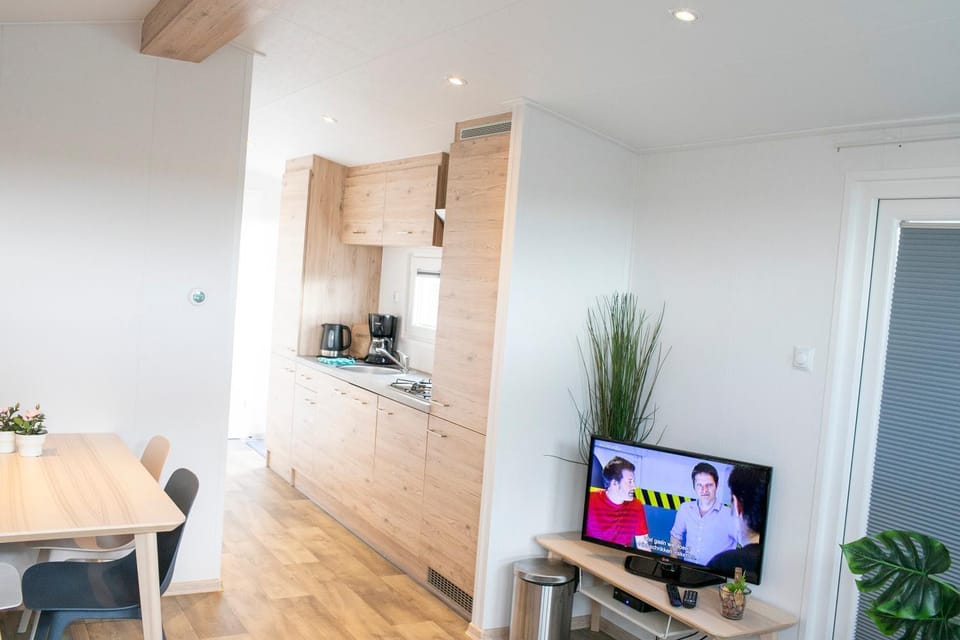 TV and multimedia, Kitchen or kitchenette
