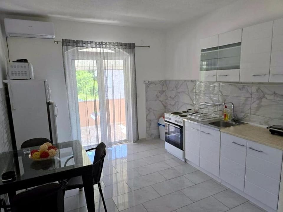 Vila Cattleya Bed and Breakfast in Ulcinj Municipality