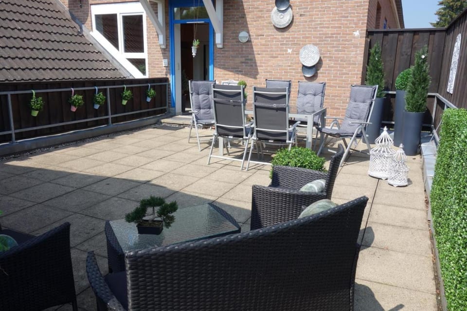BBQ facilities, Balcony/Terrace