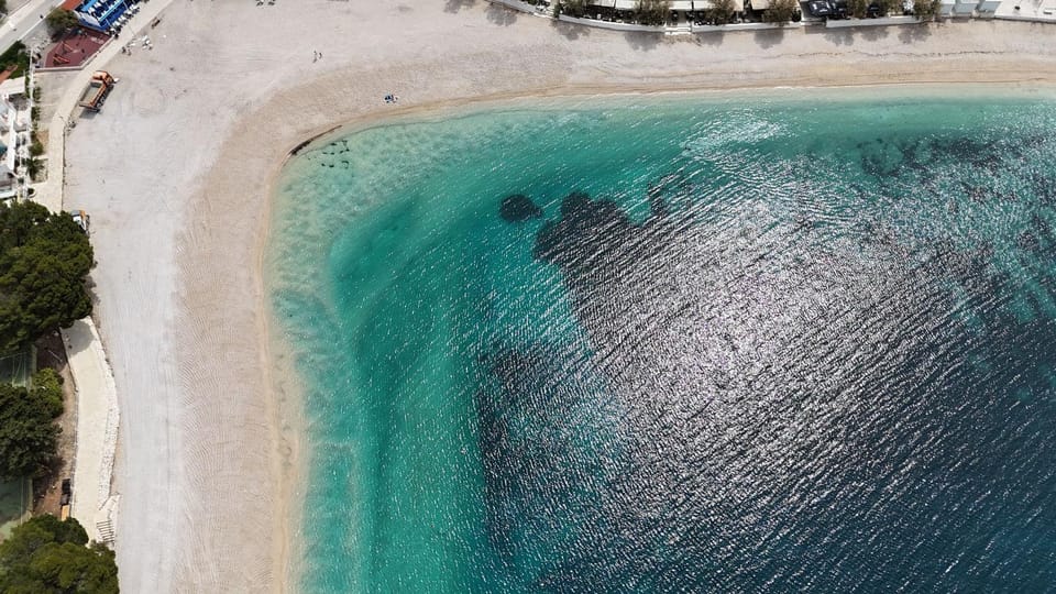 Beach, Location