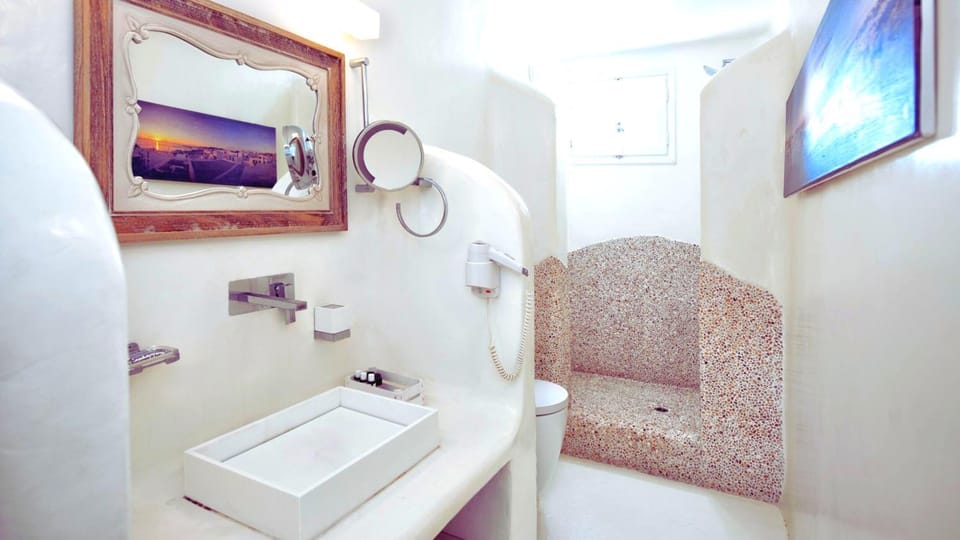 Manu Mykonos Next to the Beach Quality Brand Villa & Bungalows Hotel in Mykonos, Mikonos 846 00, Greece