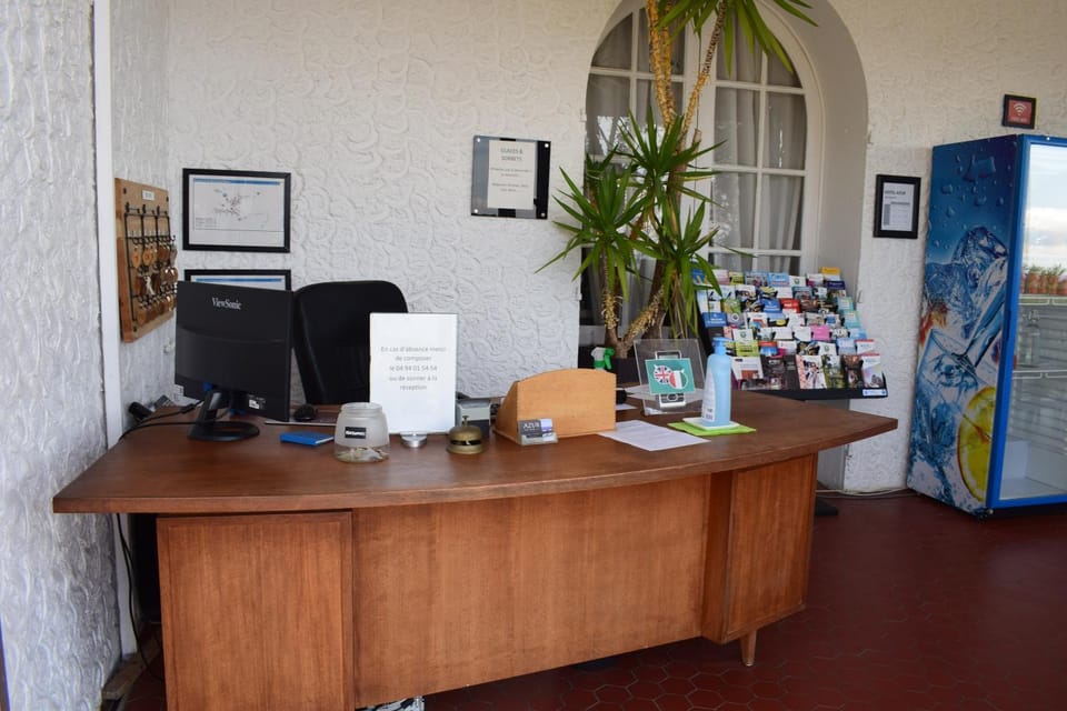 Lobby or reception, Area and facilities