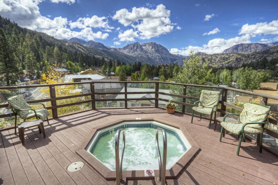 Hot Tub, Spa and wellness centre/facilities