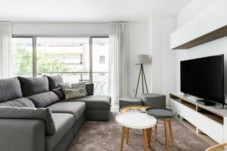 Communal lounge/ TV room, Living room