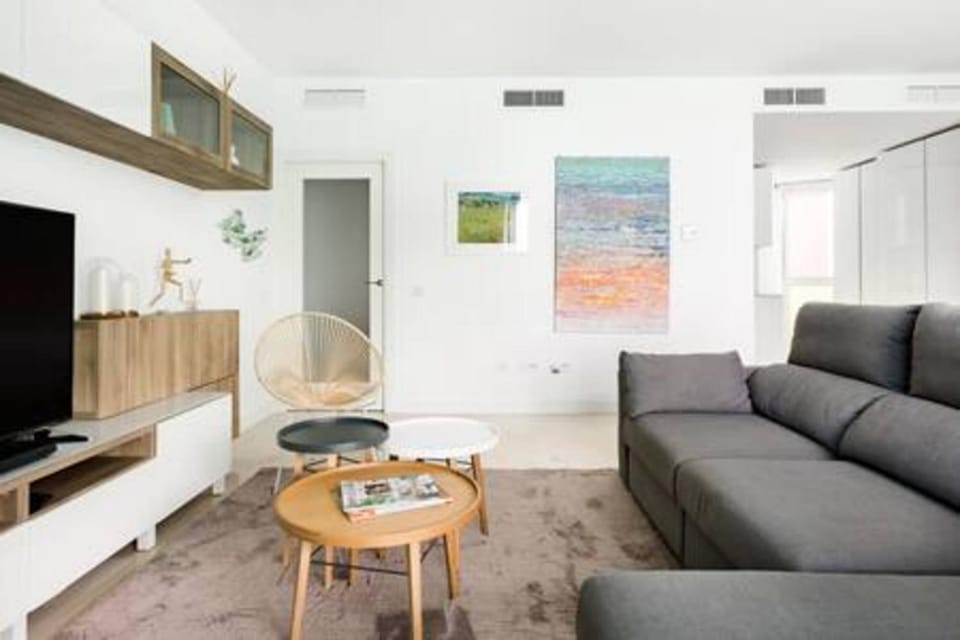 Communal lounge/ TV room, Living room