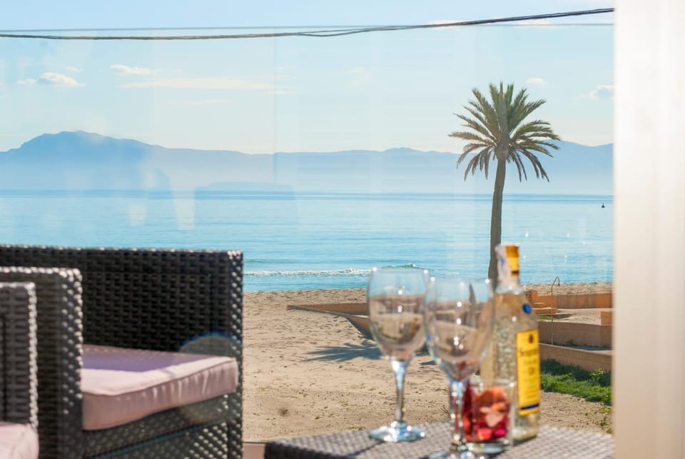 Patio, Balcony/Terrace, Beach, Sea view