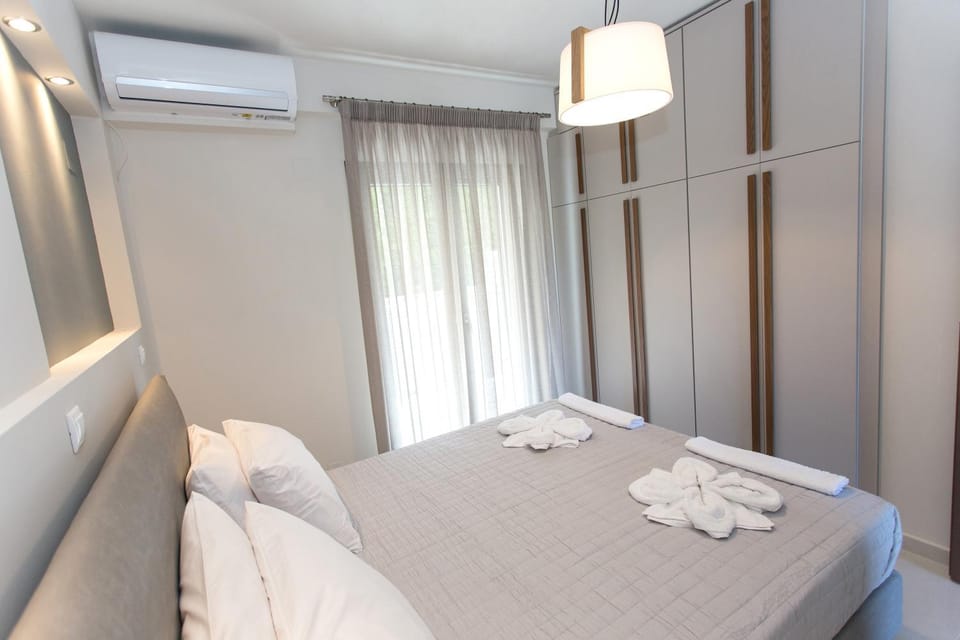 Moonline Maisonettes & Apartments Apartment in Peloponnese, Western Greece and the Ionian