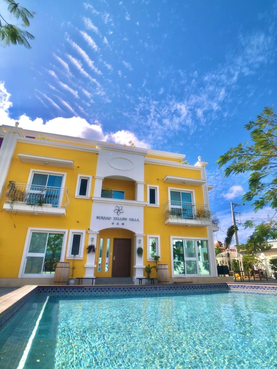 Property building, Pool view, Swimming pool
