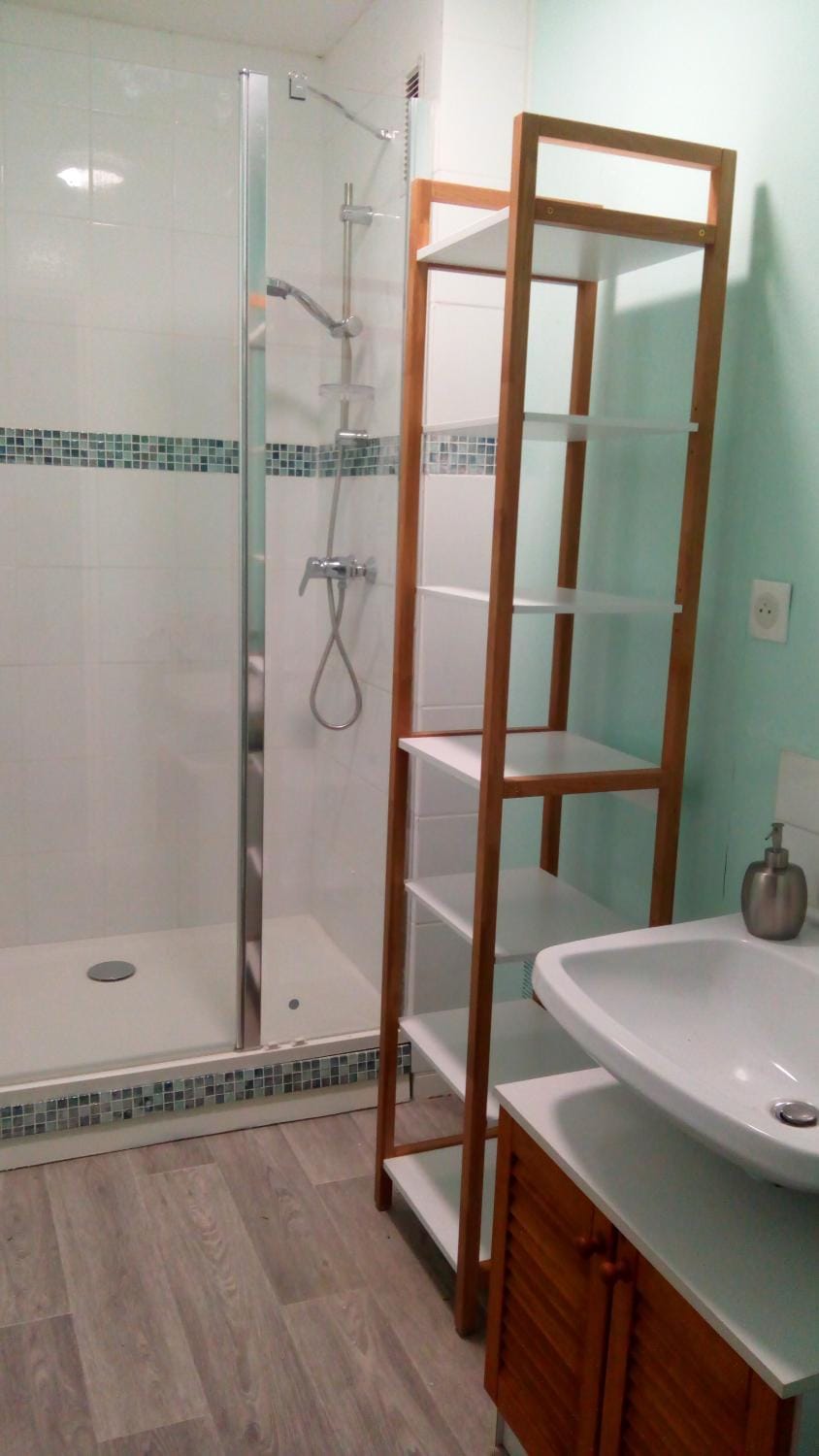 Shower, Bathroom