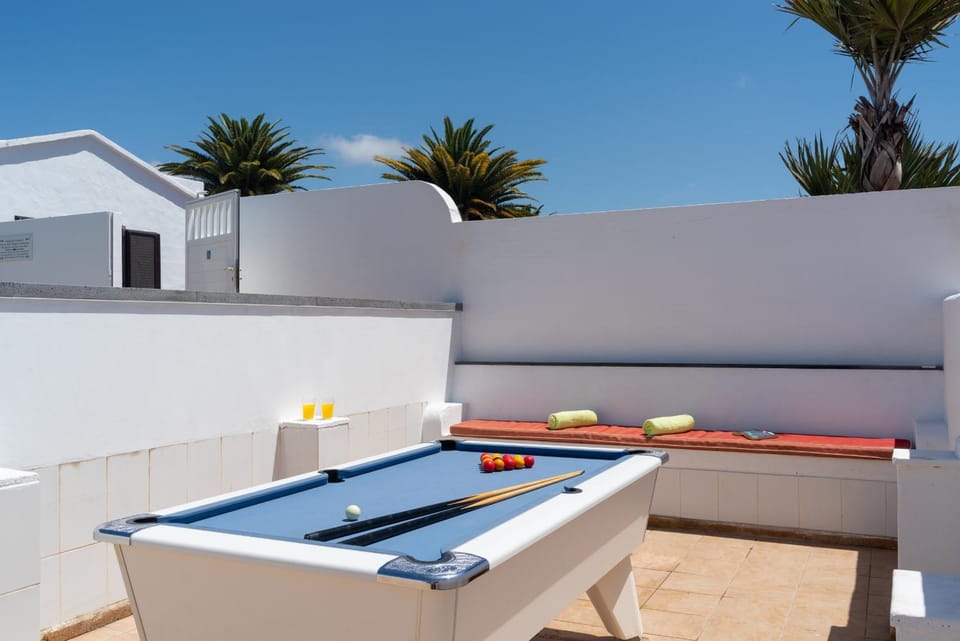 Villa Michelle - LH114 By Villas Now Ltd Villa in Playa Blanca