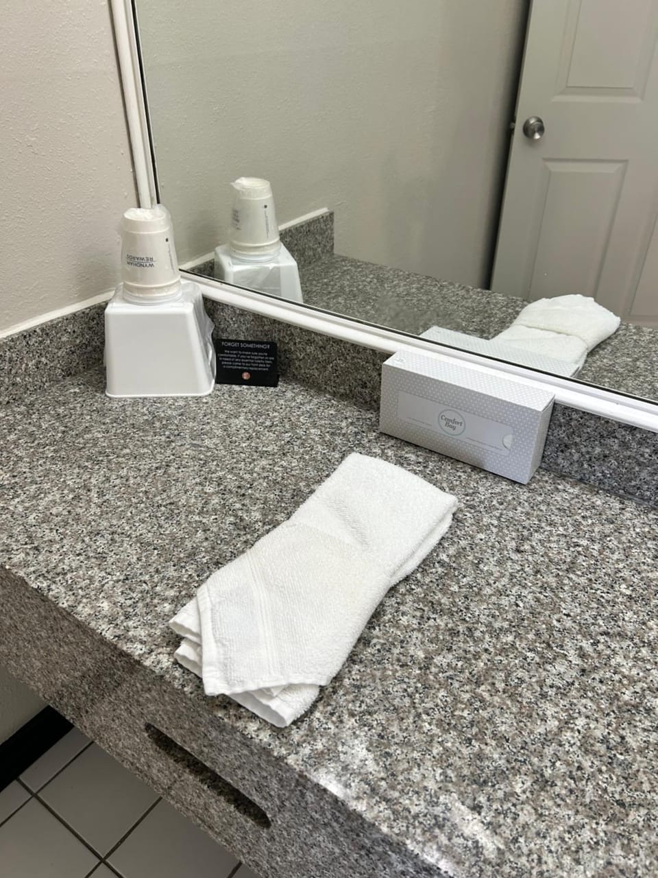 Bathroom, towels