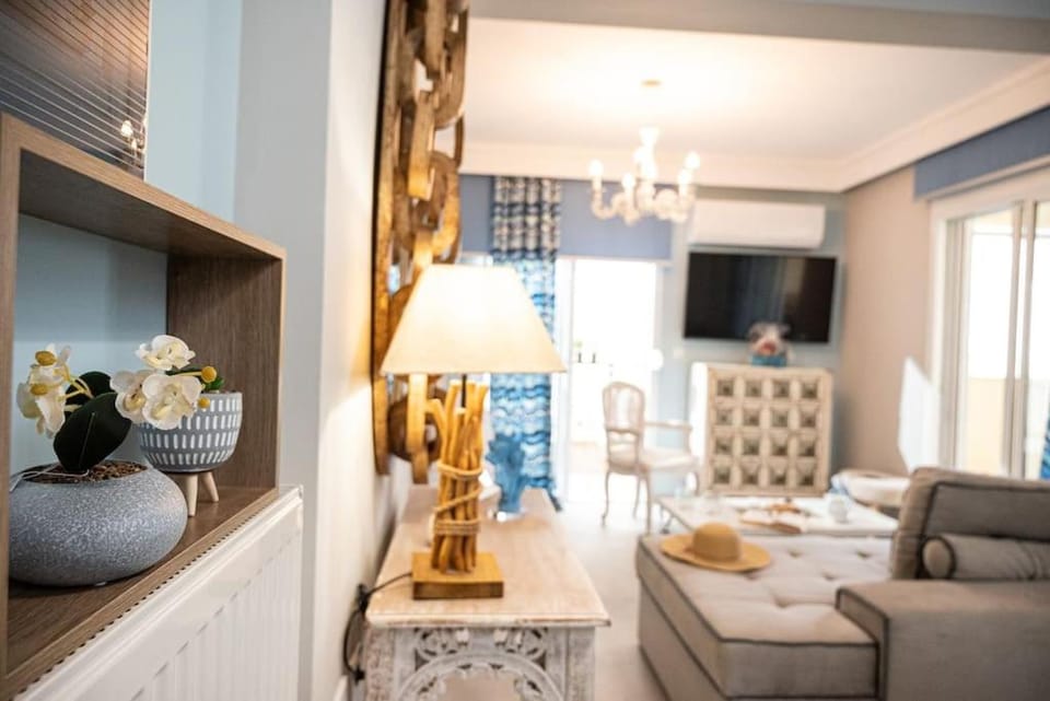 TV and multimedia, Seating area