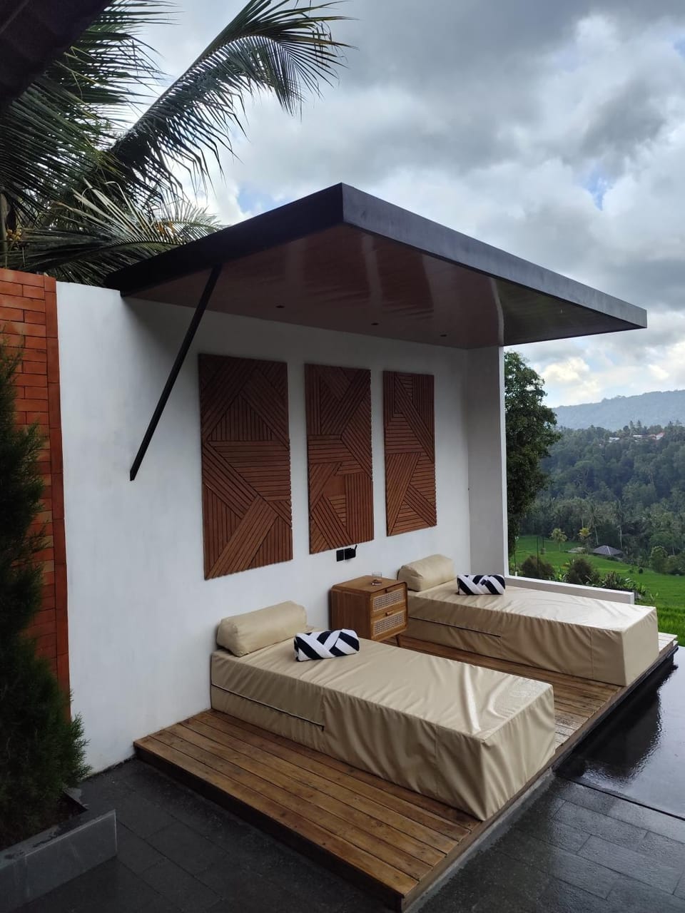 Patio, Balcony/Terrace, sunbed, towels