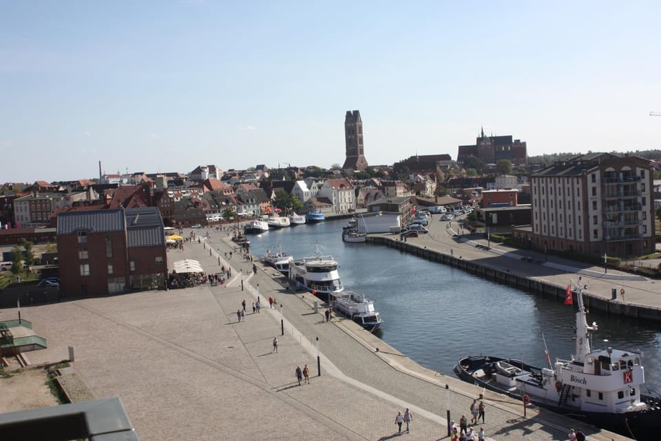 City view, River view