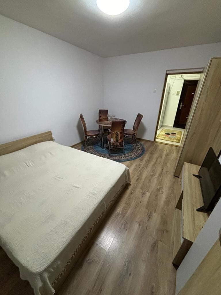 apartament cireşica- 10 min de mamaia Apartment in Constanta