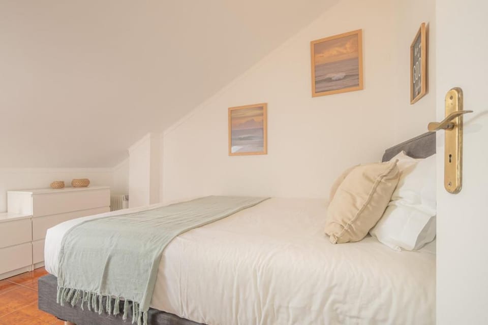 Baleal Happiness Surf House Villa in Peniche
