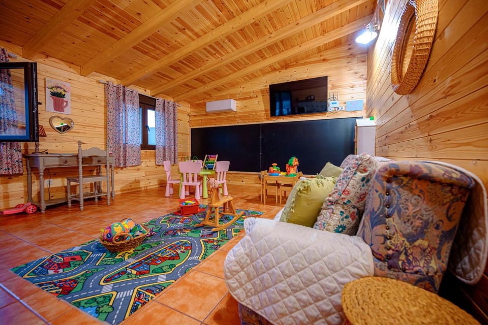 Children play ground, Game Room, TV and multimedia, Entertainment