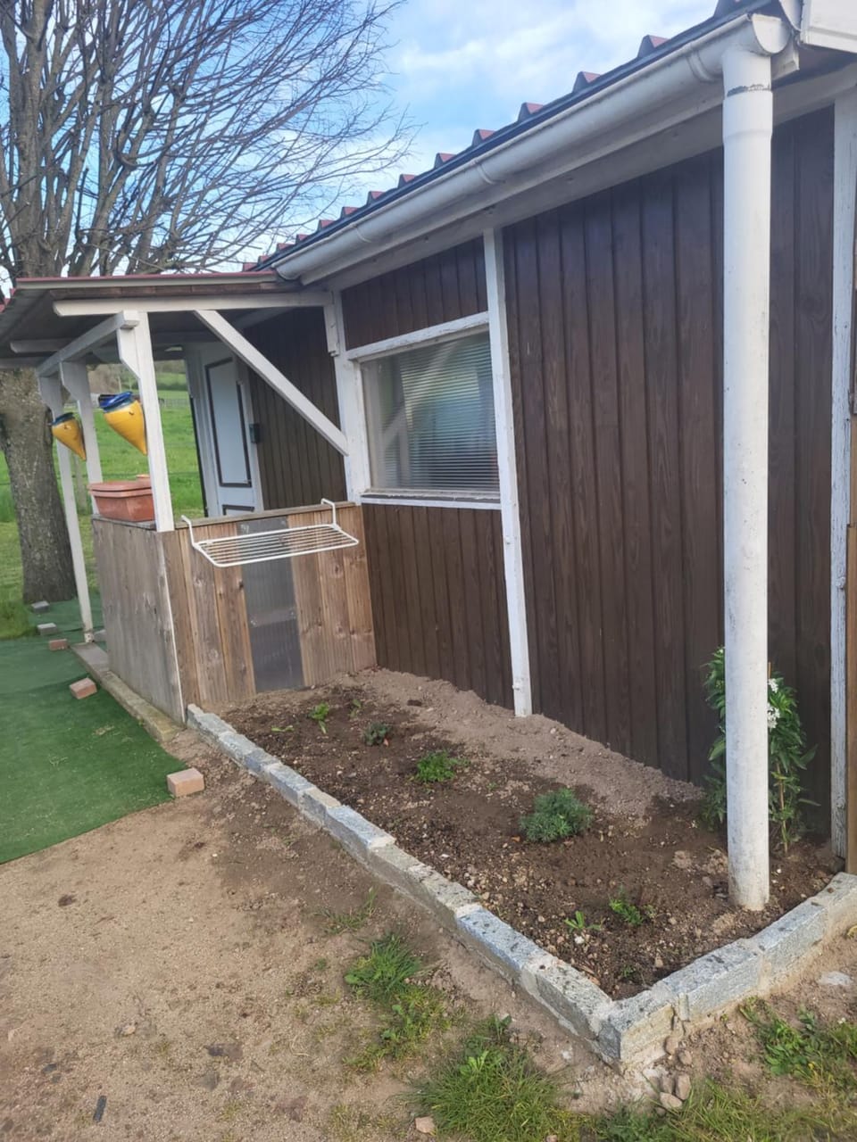 le bungalow au fond du jardin Apartment in Auvergne-Rhône-Alpes