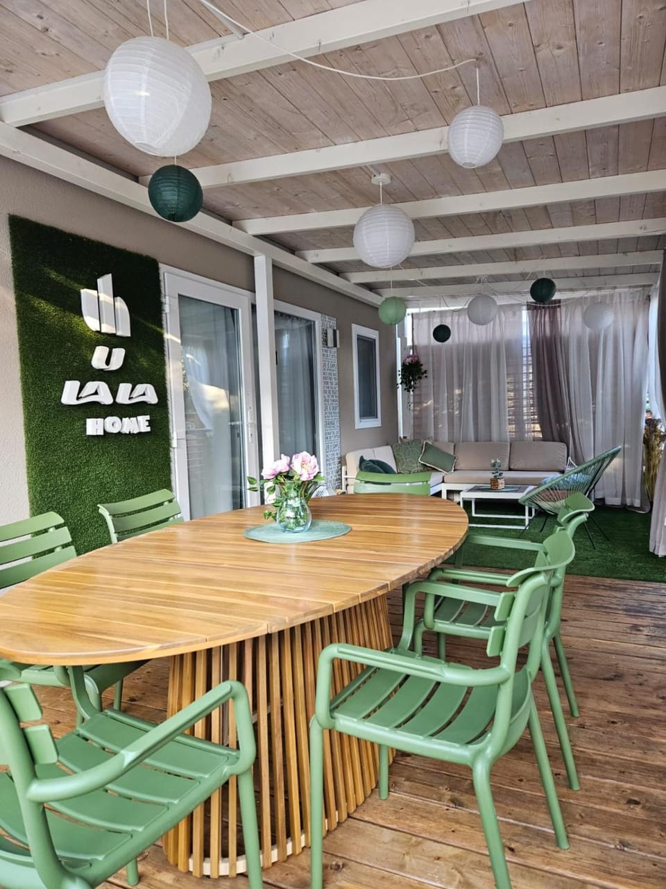 Seating area