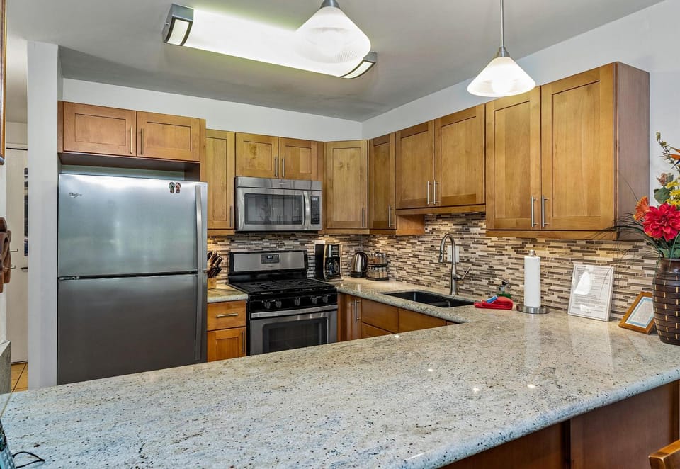 Kihei Akahi D-G04, Renovated, Split AC, No Carpet House in Wailea