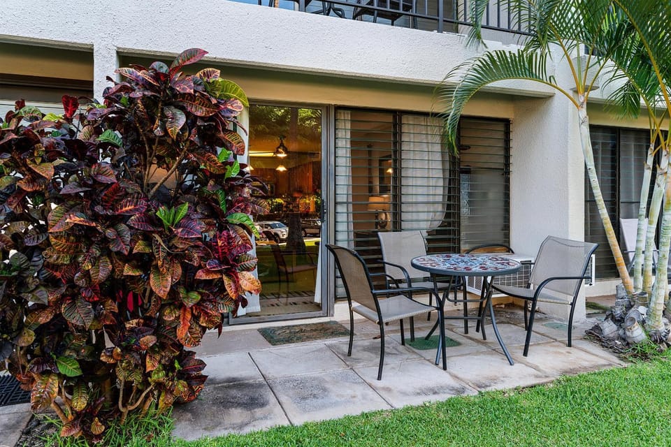 Kihei Akahi D-G04, Renovated, Split AC, No Carpet House in Wailea