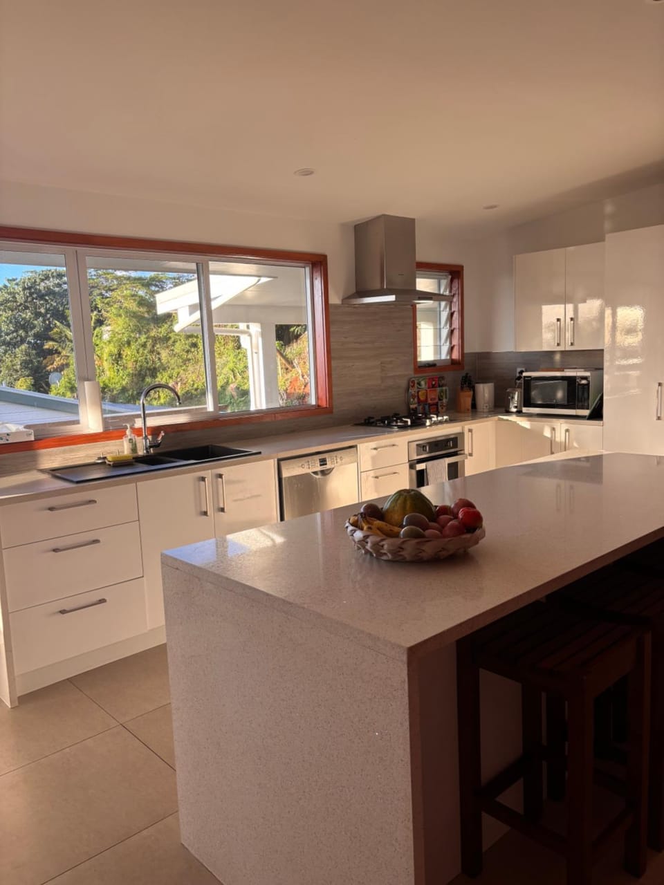Pacific views, tranquil location, large home Navy House 2 House in Arorangi District