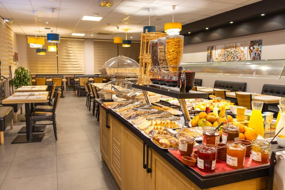Restaurant/places to eat