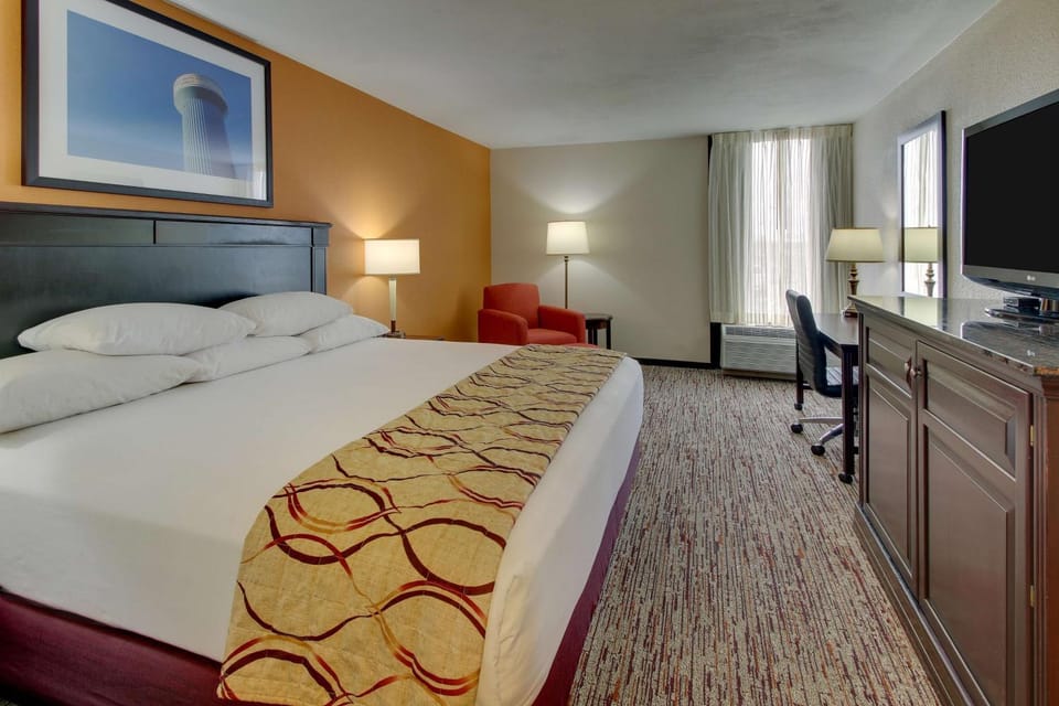 Photo of the whole room, Bedroom, On site
