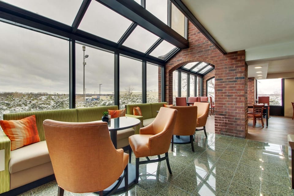 Lobby or reception, On site