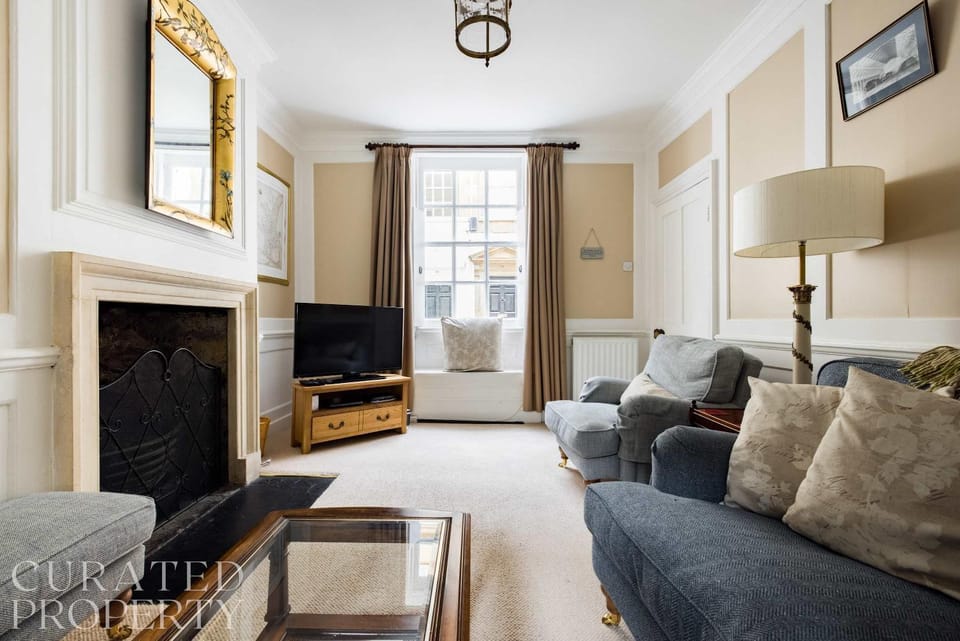 Central Bath Townhouse ‘Founders House’ House in Bath