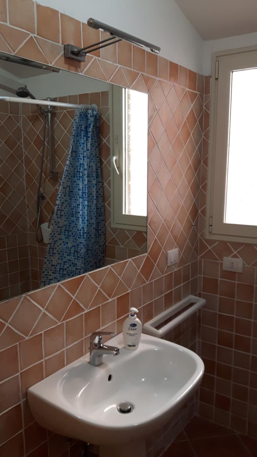 Stupenda casetta in centro storico La Maddalena House in Sardinia