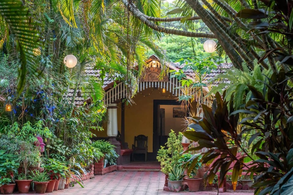 Property building, Patio, Facade/entrance, Lobby or reception, Other, Garden view