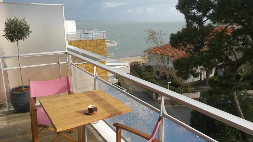 View (from property/room), Balcony/Terrace