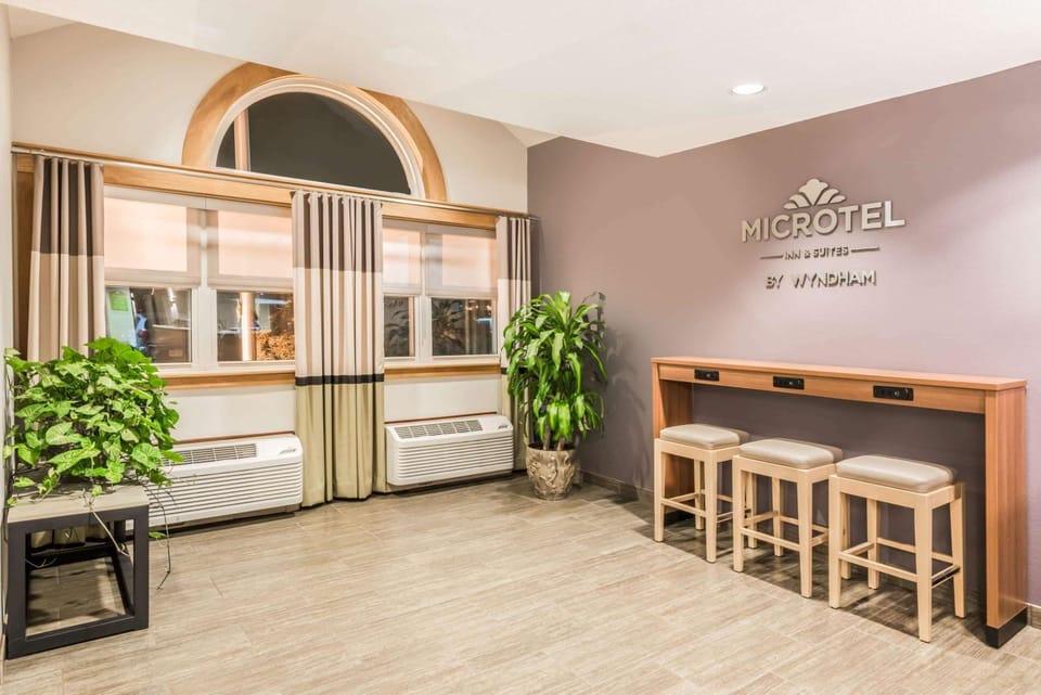 Lobby or reception, On site