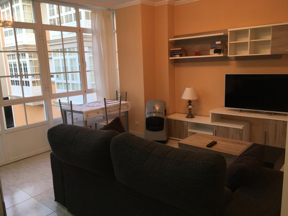 Apartamento junto al paseo marítimo de Cee Apartment in Galicia