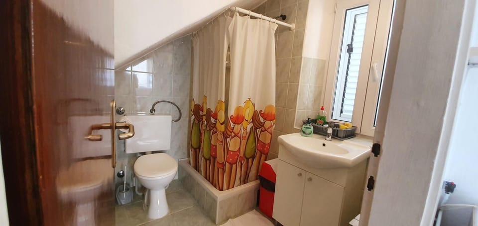 Apartments Jurić - 2 A lovely room for 2 Apartment in Hvar