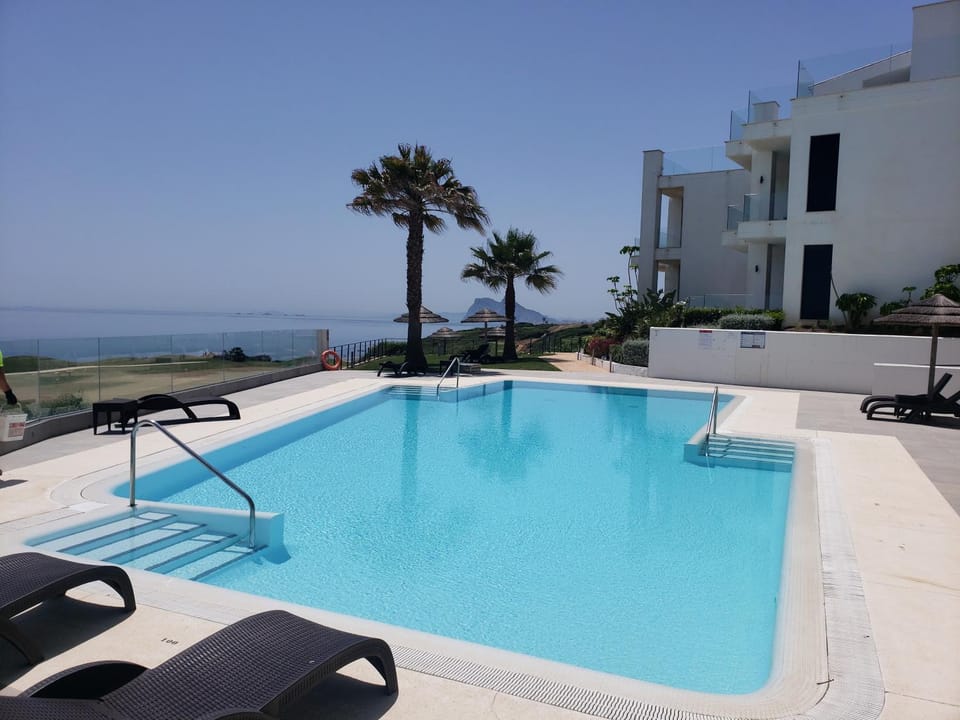 New front line beach-golf La Alcaidesa San Roque The Links 1 Apartment in Andalusia